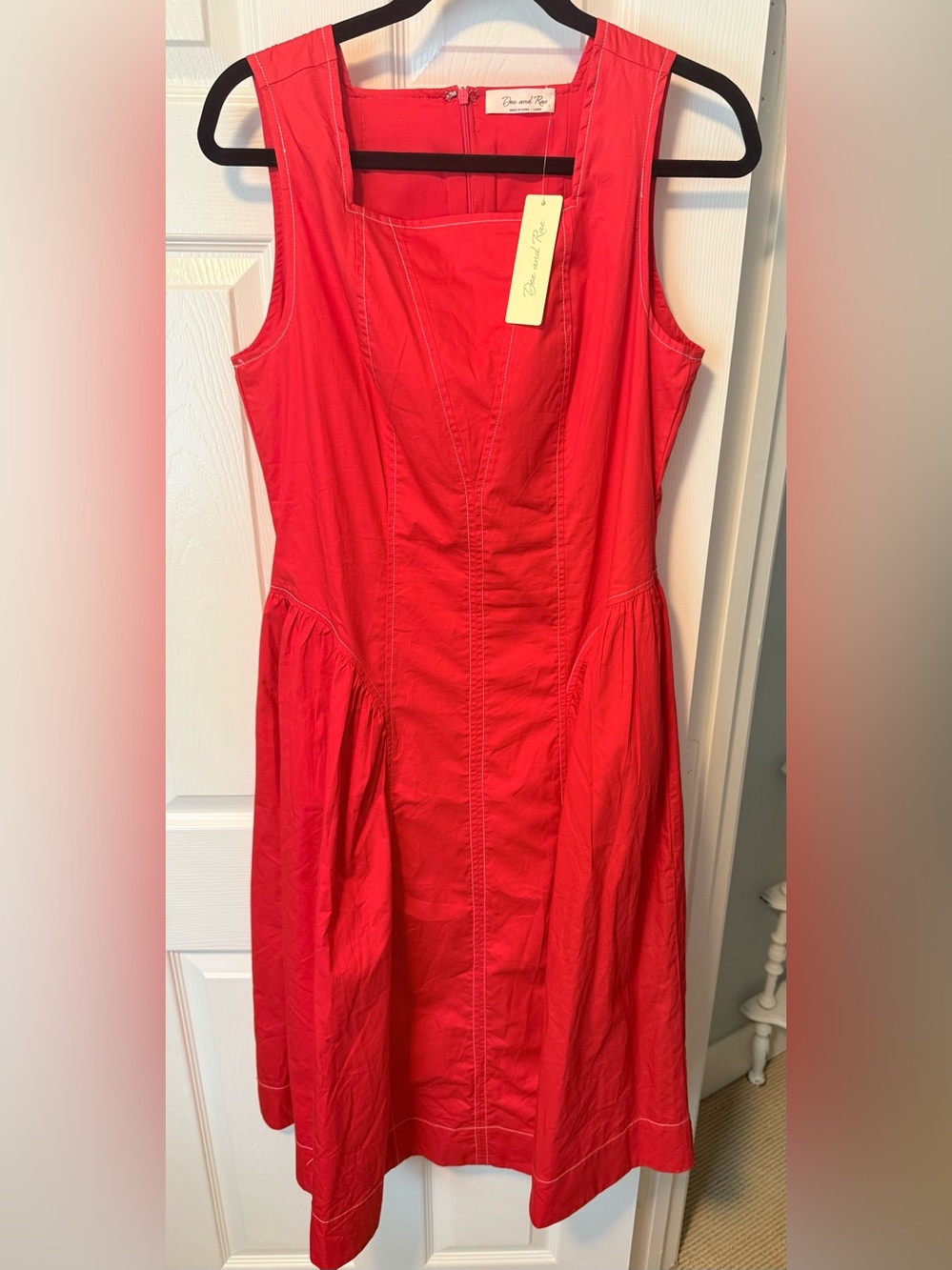 Boutique Red Sleeveless Midi Dress